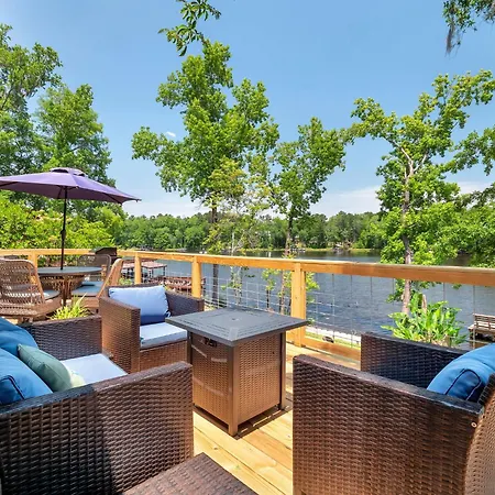 Waterfront On Lake Talquin - Near Fsu - Stunning Views - 2 Story Deck - Fire Pit - Fast 1000 Mbps Internet - 3 Min From Boat Ramp